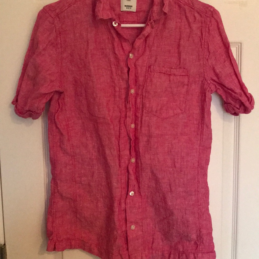 Short sleeve linen button down